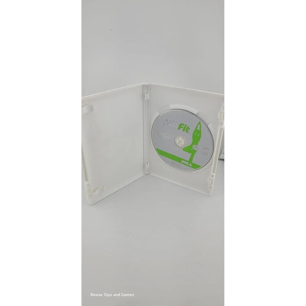Wii Fit (Nintendo Wii, 2008) Game and Case Tested and Working Great Condition‎